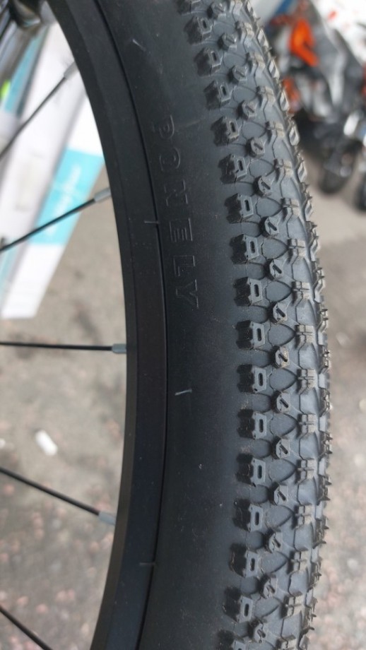 Гірський велосипед S200 HAMMER чорно-червоний колеса 29’’х2,25 рама 19’’